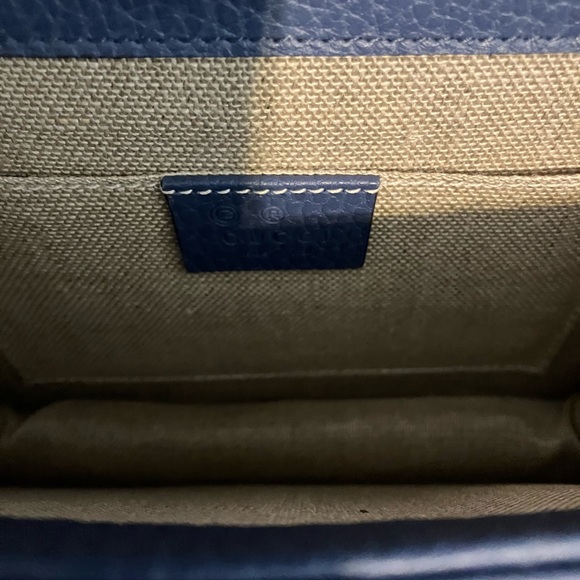 Blue Gucci Chain Strap / Crossbody or Shoulder leather Handbag - Picture 9 of 16